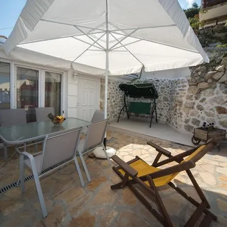 Nefeli Holiday home *