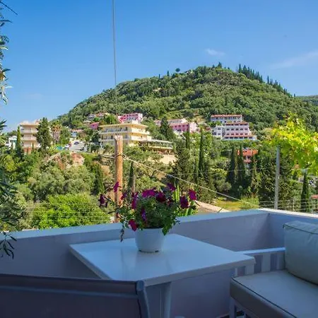 Nefeli Semesterbostad *