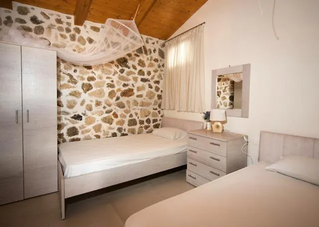 Nefeli Feriehus Agios Gordios (Corfu)